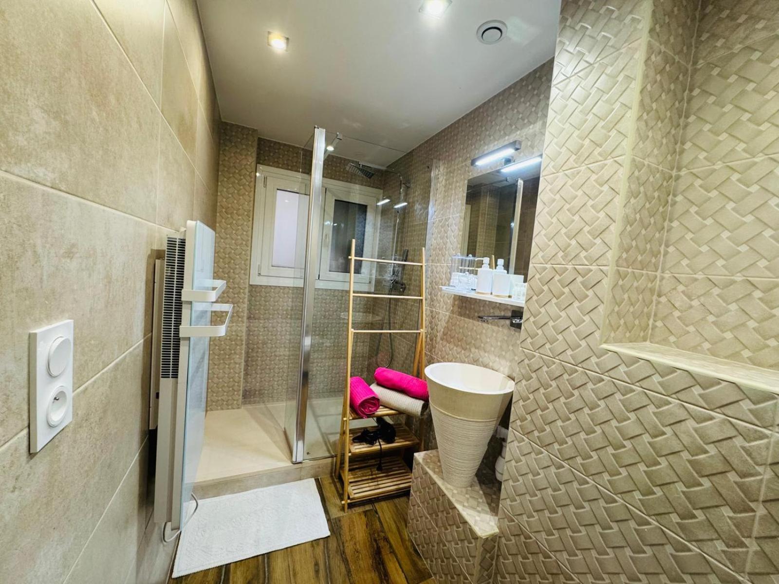 Smp Bling Bling Apartment ตูลง ภายนอก รูปภาพ