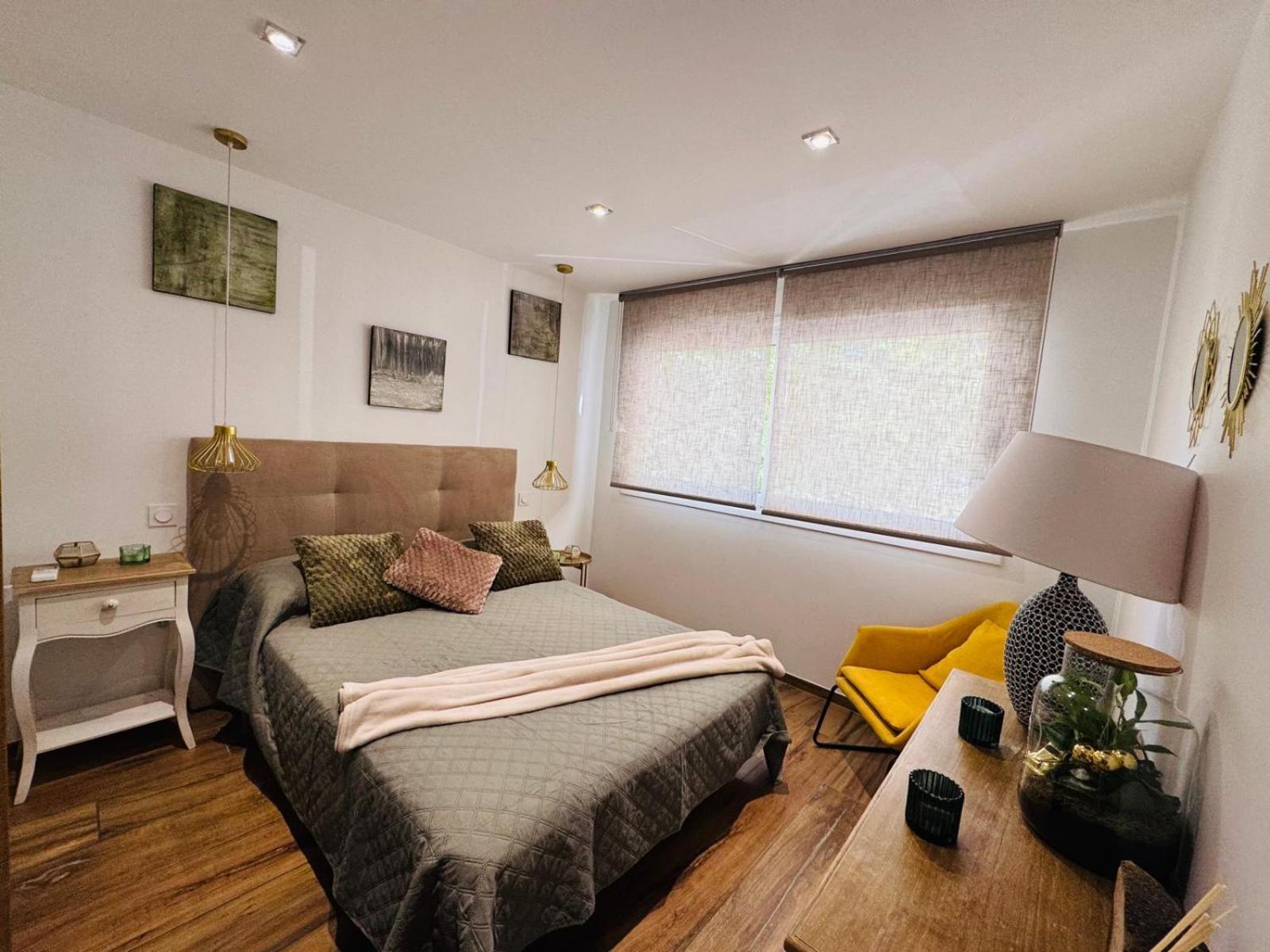 Smp Bling Bling Apartment ตูลง ภายนอก รูปภาพ